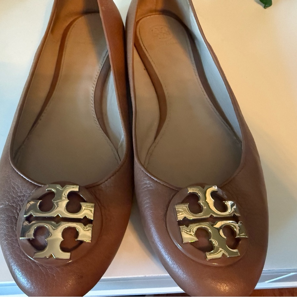 Tory Burch Brown Leather Flats with Gold Logo